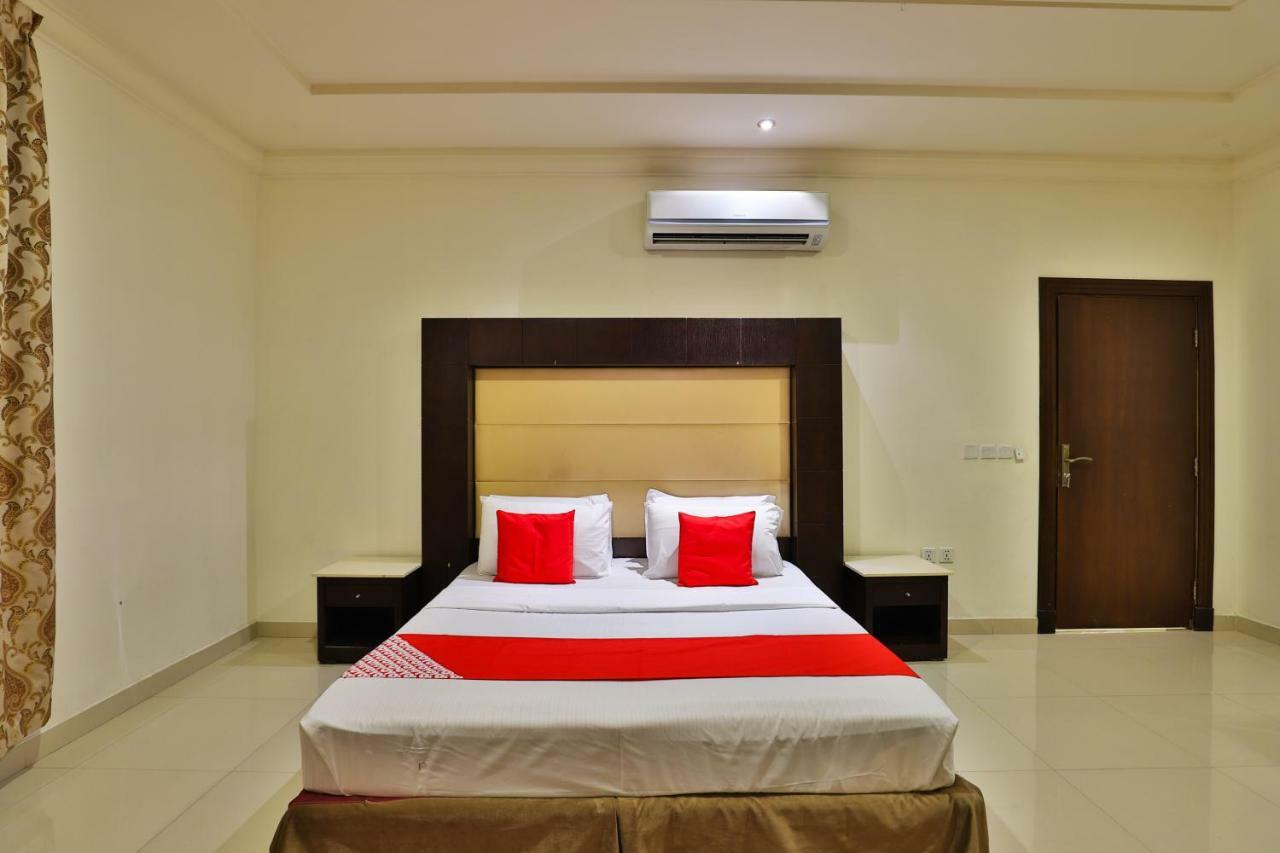 Hotel قصر اليمامة للاجنحة الفندقية-فرع الشميسى Riyadh