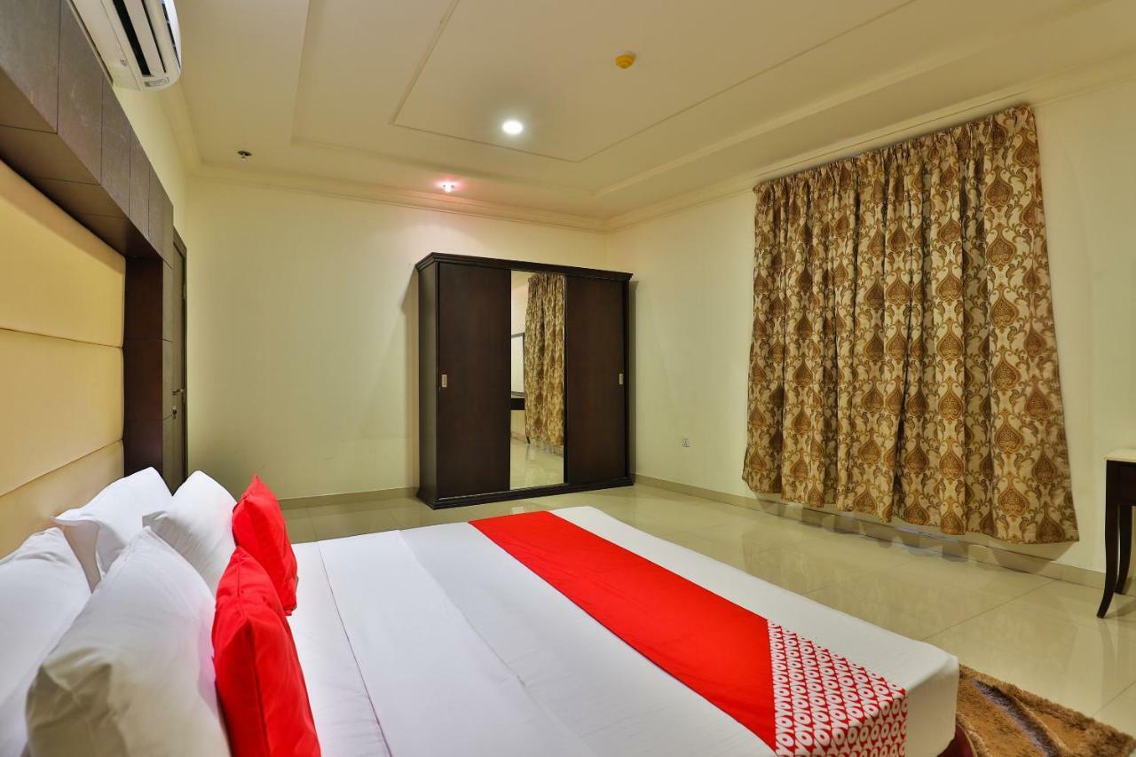 قصر اليمامة للاجنحة الفندقية-فرع الشميسى Hotel Riyadh