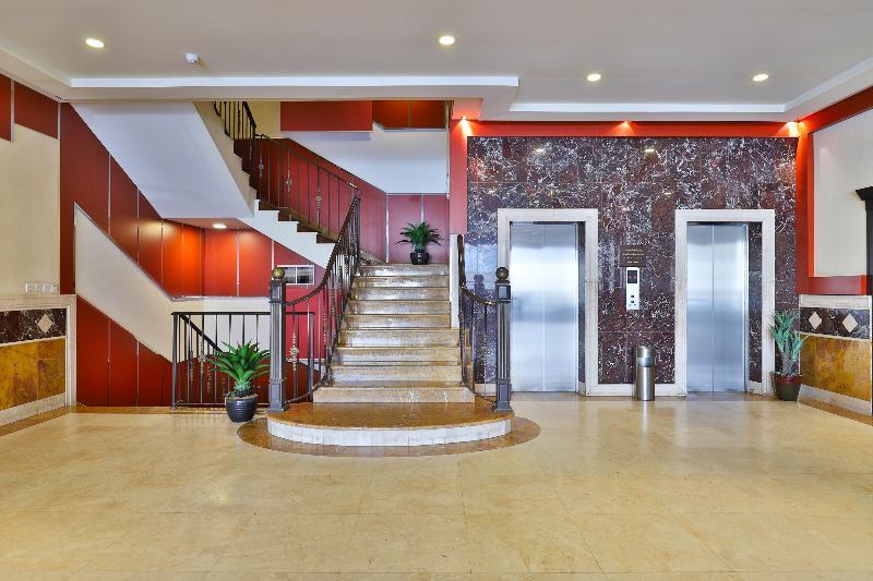 قصر اليمامة للاجنحة الفندقية-فرع الشميسى Hotel Riyadh